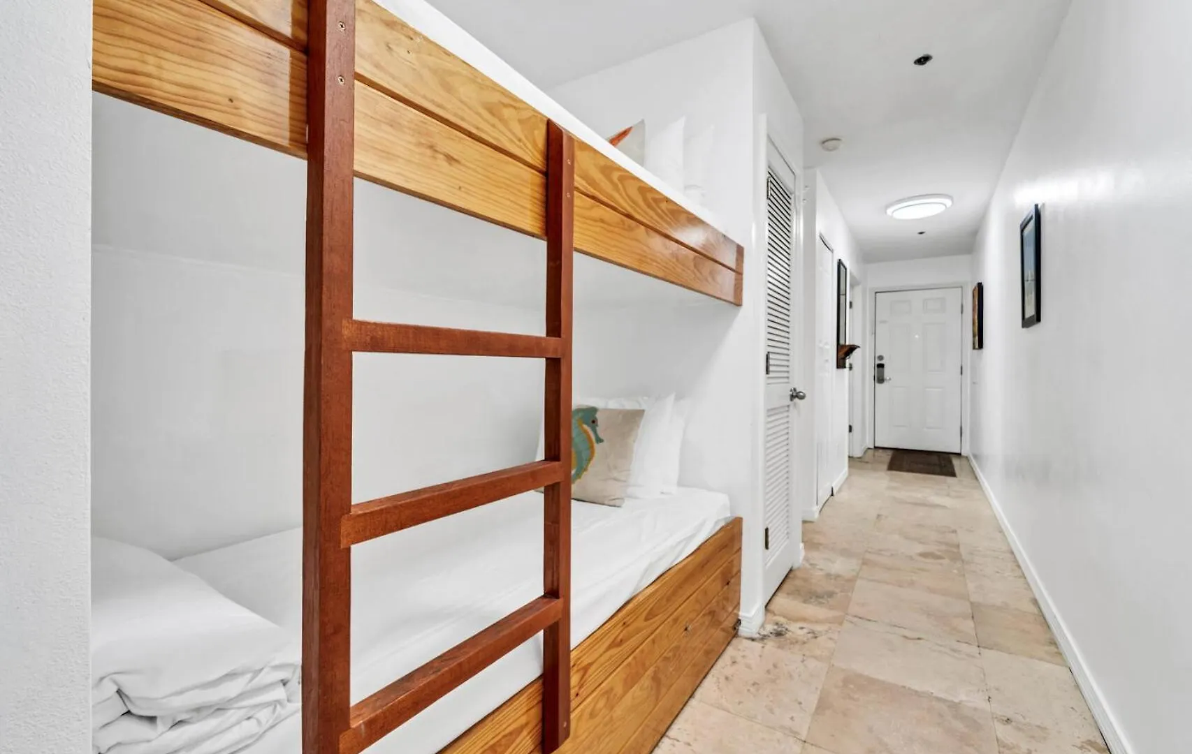 Grand Caribbean West 314 Ocean View Sleeps 6 Villa Destin